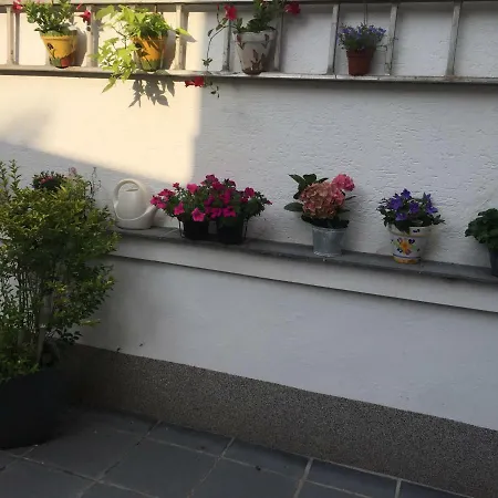 Auszeit Naehe Airport Apartment Rosrath